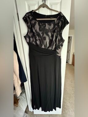 Signature by Sangria Black Dress with Gold Lace Overlay 20W